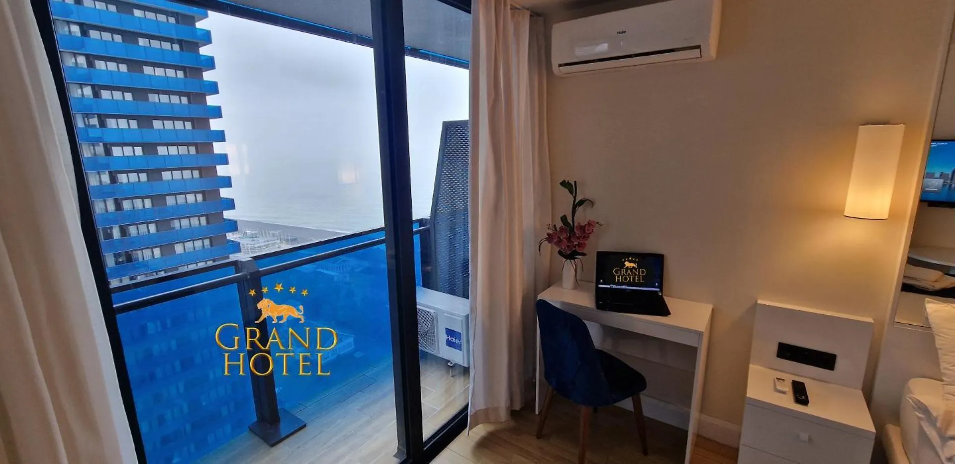 Grand Hotel ☆ Orbi City Batumi 5*,