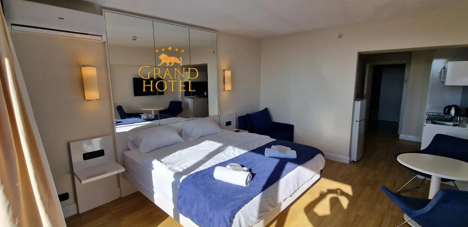Grand Hotel ☆ Orbi City Batumi Georgia