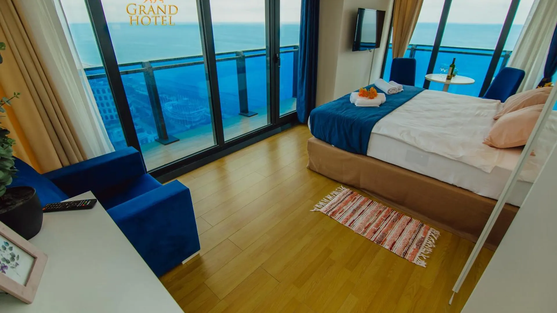 באטומי Grand Hotel ☆ Orbi City