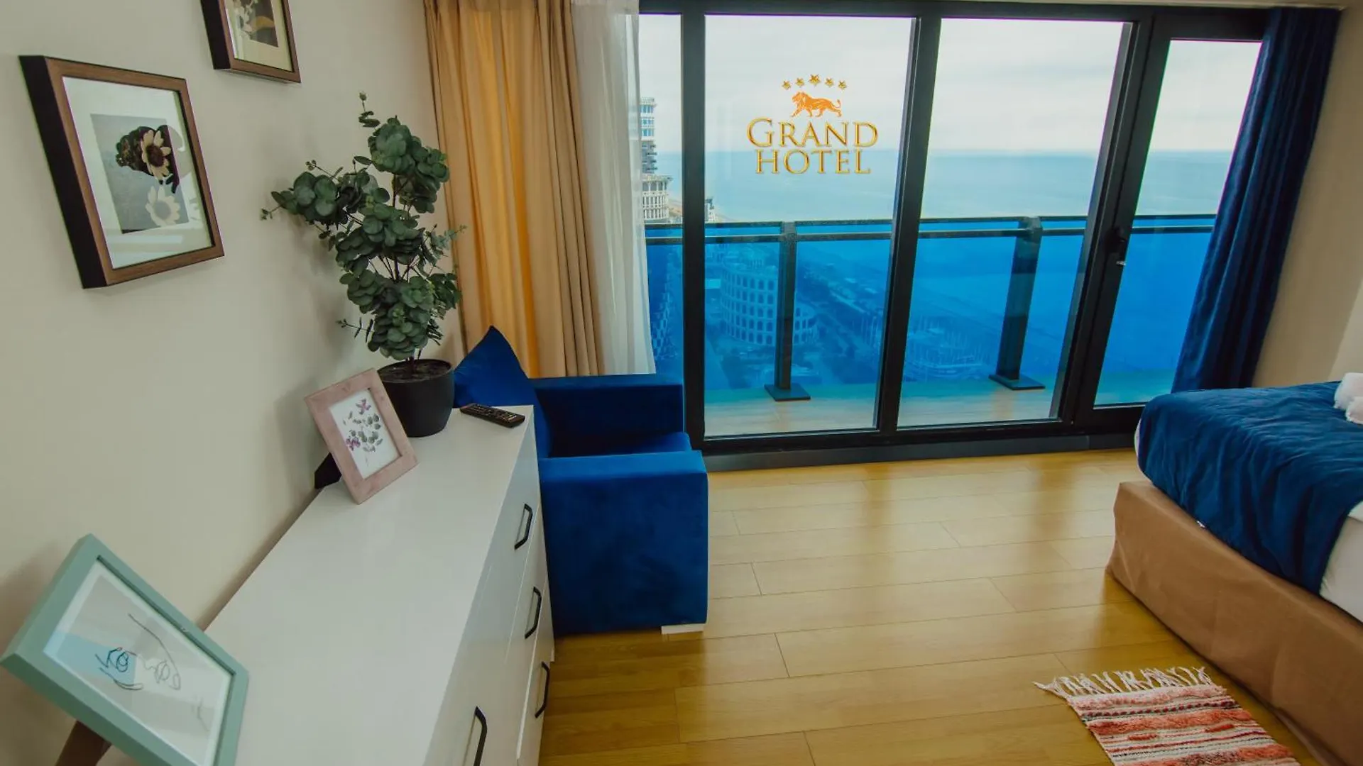 Grand Hotel ☆ Orbi City Batumi 5*,