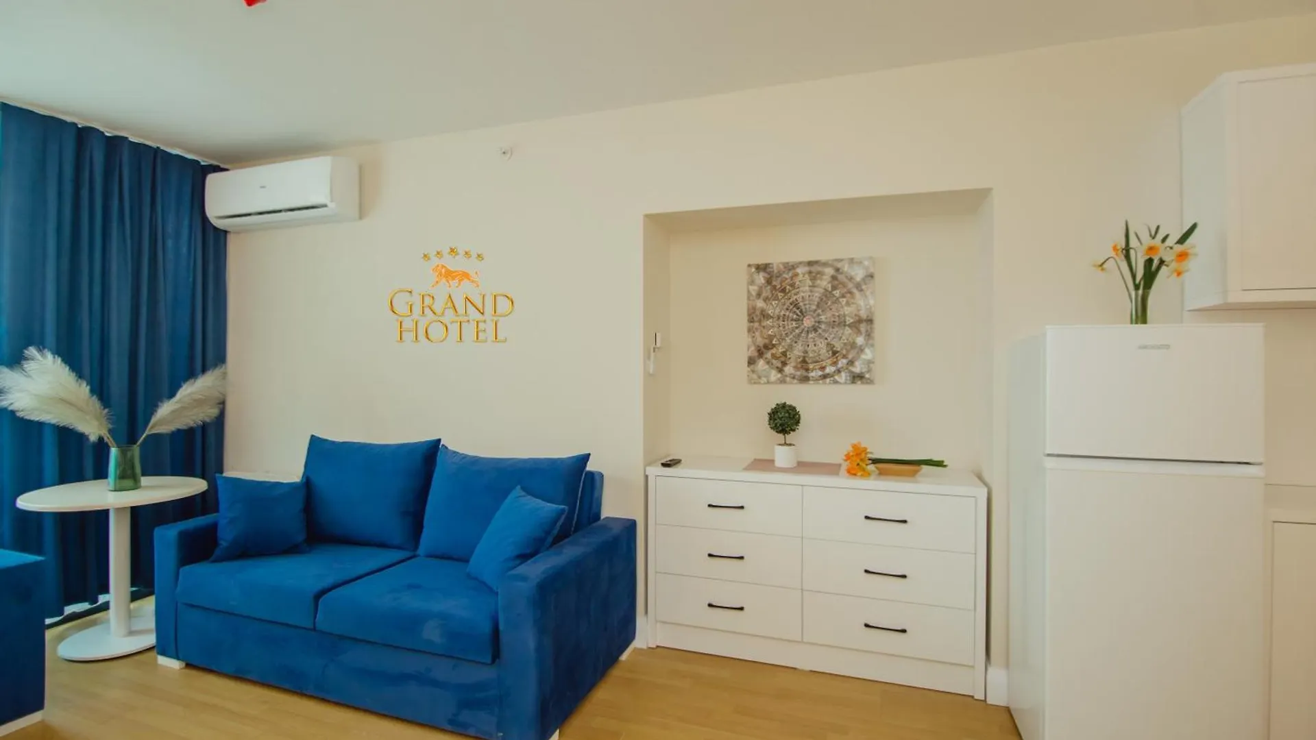 באטומי Grand Hotel ☆ Orbi City